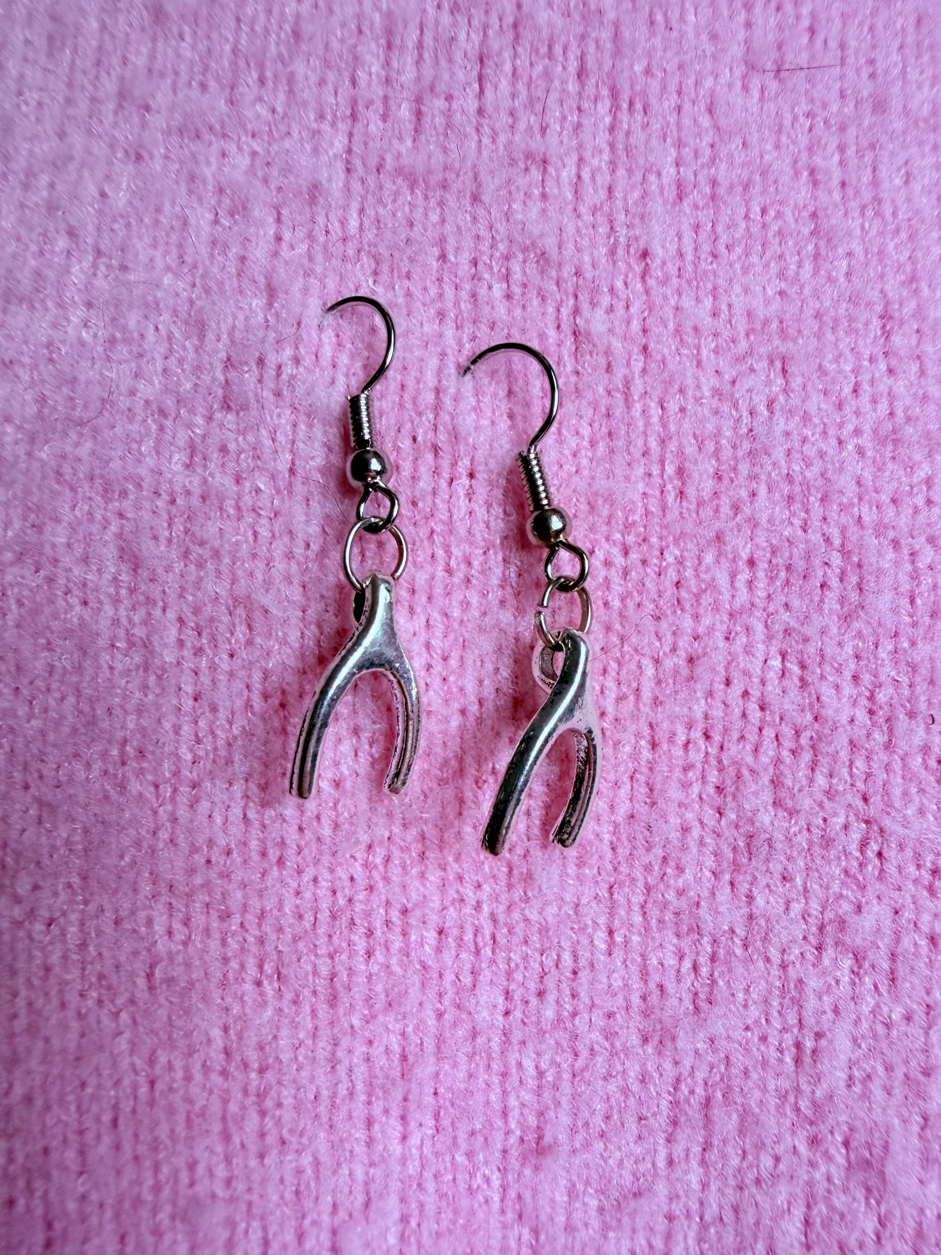 Wishbone Earrings